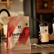 Impact Whey Protein 810g (Cookies and Cream)  Myprotein
